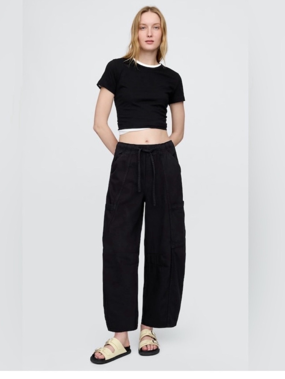 GAP Horseshoe Barrel Drawstring Mid rise Cargo Drawstring Pants Black Large NWT